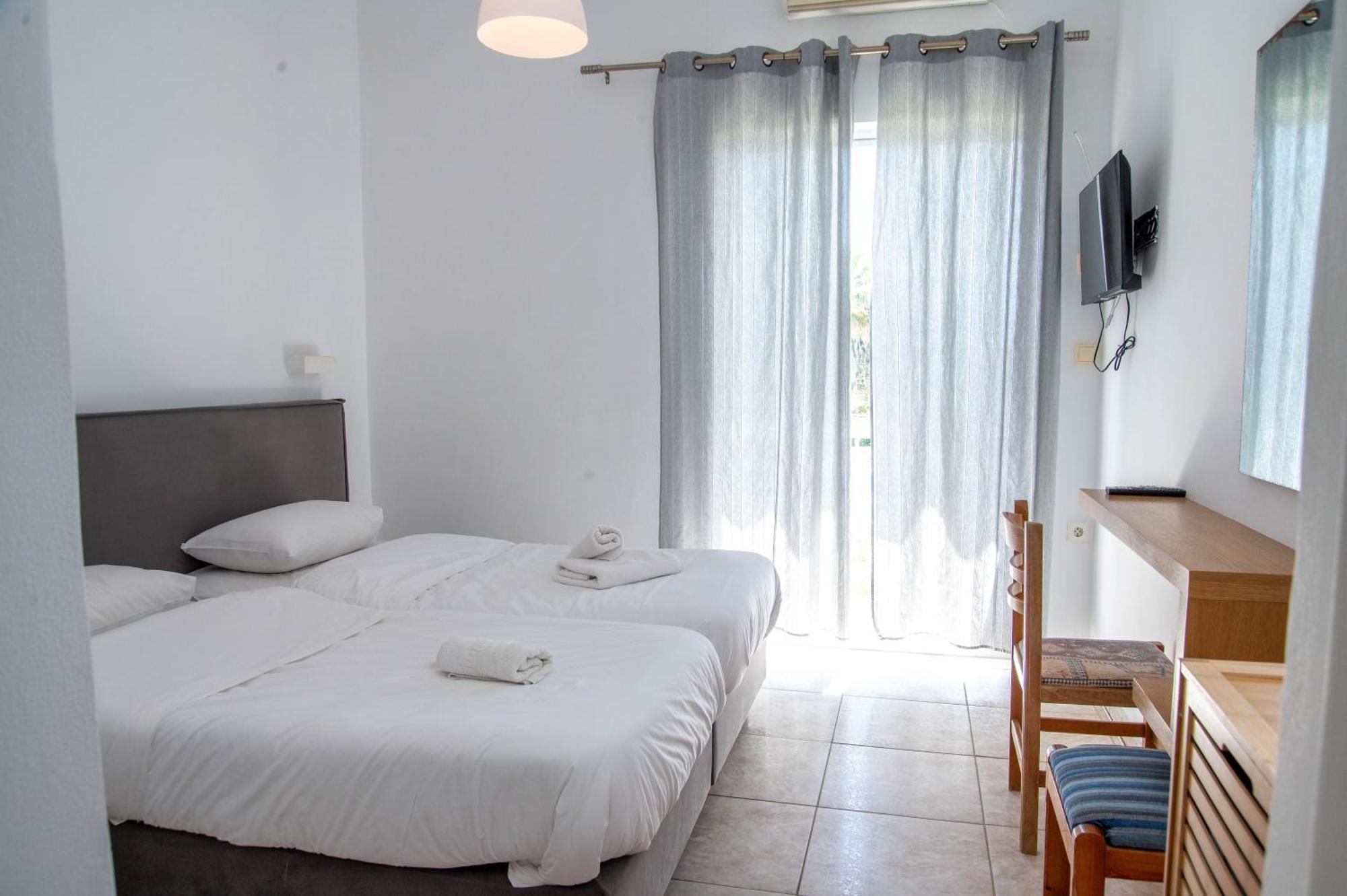 Glyfa Beach Hotel Vartholomio Luaran gambar
